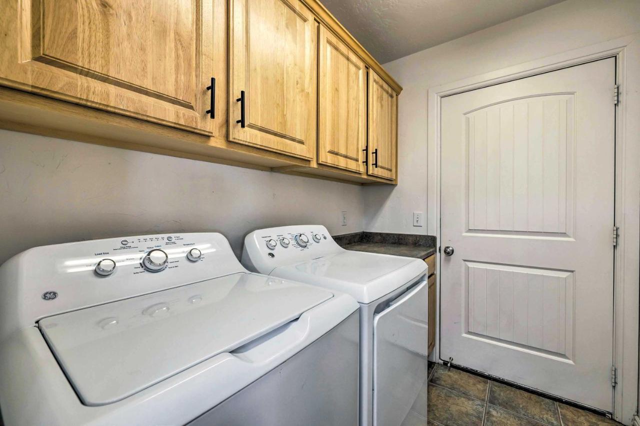 Villa Modern Page Retreat With View, 9 Mi To Wahweap Beach Exterior foto